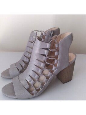Vince Camuto Silver Gray Shimmery Bungee Strappy Evening Stacked Block Heels 8.5